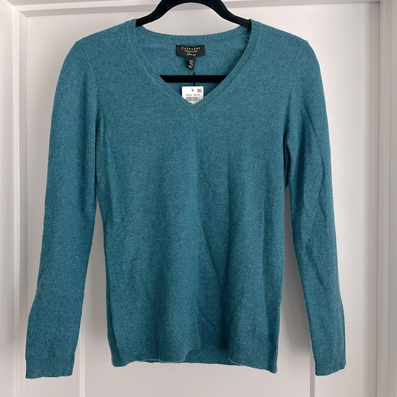 Charter Club Luxury Cashmere sweater - Picture 3 of 4